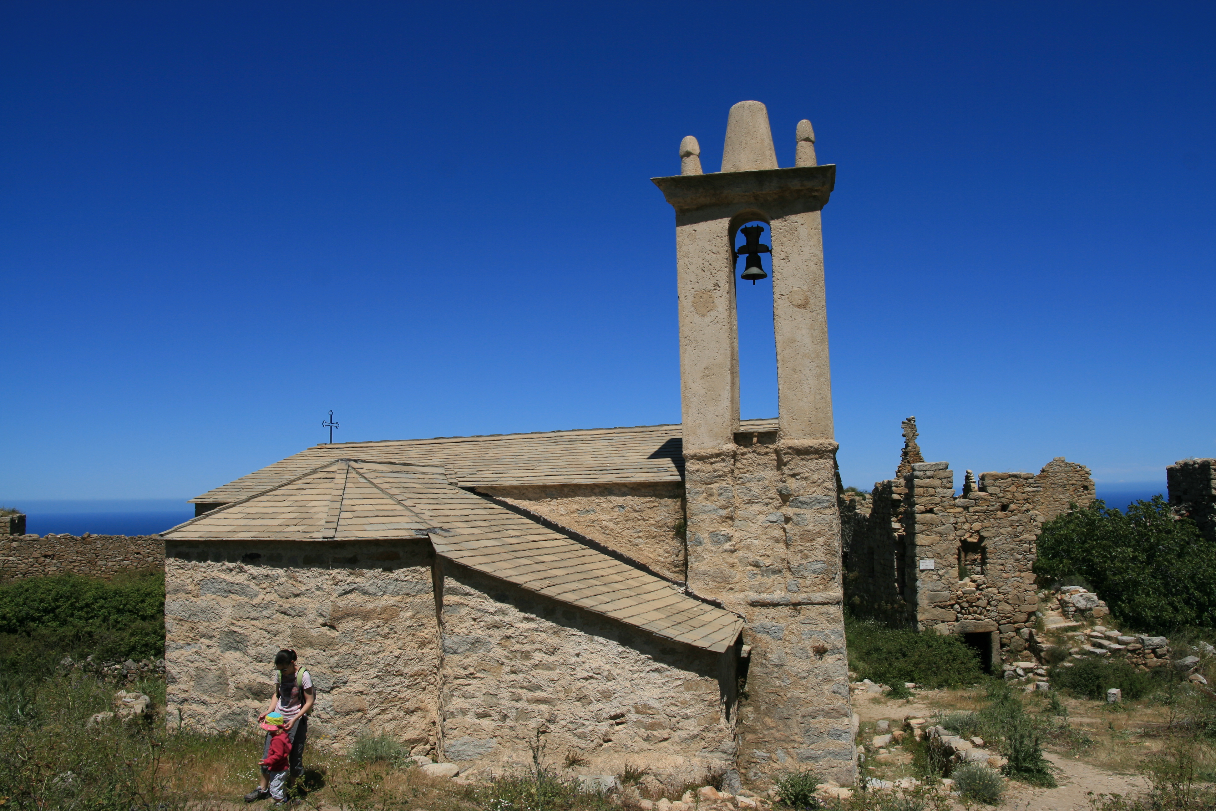 Vestiges de l’ancien village d’Occi